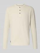 Superdry Longsleeve mit Strukturmuster und Knopfleiste in Beige, Größe...
