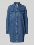 Noisy May Jeanskleid mit Brusttaschen Modell 'NEW SIGNE' in Jeansblau,...