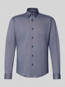 BOSS Slim Fit Businesshemd mit Struktur Modell 'P-ROAN' in Marine, Grö...