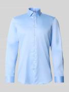 Jake*s Super Slim Fit Businesshemd mit Kentkragen in Hellblau, Größe 4...