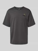 The North Face T-Shirt mit Label-Stitching in Anthrazit, Größe L
