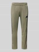 adidas Sportswear Regular Fit Trainingshose mit Druckknopftaschen Mode...