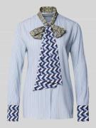 Herzensangelegenheit Regular Fit Seidenbluse mit Schleifen-Detail in H...