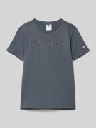 CHAMPION T-Shirt mit Label-Stitching in Graphit, Größe 128