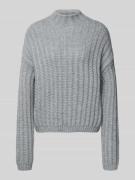 HUGO Relaxed Fit Strickpullover aus Baumwoll-Mix mit Woll-Anteil Model...