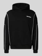REVIEW Hoodie mit Label-Print in Black, Größe L