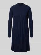 Hemisphere Knielanges Strickkleid aus Wolle mit Stehkragen in Dunkelbl...