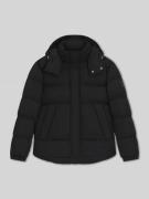 BOSS Regular Fit Steppjacke mit Stehkragen mit Druckknöpfen in Black, ...