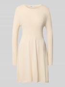 Only Leicht ausgestelltes Strickkleid aus Viskose-Mix Modell 'ALMA' in...