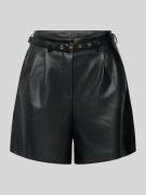 Only Loose Fit Shorts in Lederoptik mit Gürtel Modell 'HEIDI' in Black...