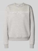 Tommy Hilfiger Relaxed Fit Sweatshirts aus Baumwoll-Mix in Hellgrau Me...