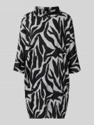 Apricot Relaxed Fit Strickkleid mit weitem Rollkragen in Hellgrau, Grö...