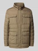 bugatti Steppjacke mit Stehkragen und Pattentaschen in Sand, Größe 26