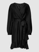 Swing Knielanges Cocktailkleid mit Bindegürtel in Black, Größe 34