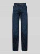 Calvin Klein Jeans High Rise Straight Fit Jeans mit Label-Detail in Du...