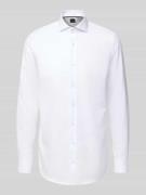 BOSS Slim Fit Businesshemd mit extra langem Arm in Weiss, Größe 39L