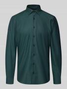 OLYMP Level Five Body Fit Businesshemd mit Kentkragen in Gruen, Größe ...