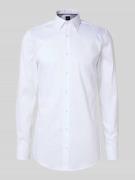 BOSS Slim Fit Businesshemd mit extra langem Arm Modell 'HANK' in Weiss...