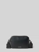 CK Calvin Klein Crossbody Bag mit Logo-Prägung Modell 'Webbing' in Bla...