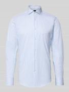BOSS Slim Fit Businesshemd aus Baumwoll-Mix Modell 'HANK' in Bleu, Grö...