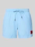 HUGO Badeshorts mit Label Patch Modell 'DOMINICA' in Hellblau, Größe L