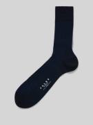 Falke Socken aus reiner Baumwolle Modell 'Shadow' in Blau, Größe 39/40