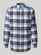 Christian Berg Men Regular Fit Flanellhemd mit Button-Down-Kragen in B...