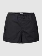 Review Shorts mit Pattentaschen in Black, Größe S