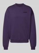 Low Lights Studios Sweatshirt mit Label-Stitching in Purple, Größe XS