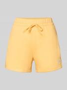 adidas Sportswear Shorts mit Logo und elastischem Bund in DUNKEL GELB,...