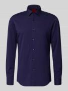 HUGO Slim Fit Businesshemd aus Viskose-Mix Modell 'KENNO' in Marine, G...