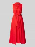 Christian Berg Cocktail Tailliertes Cocktailkleid aus Leinen-Viskose-M...