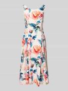 Vera Mont Cocktailkleid im Allover-Look mit gelegten Falten in Orange,...