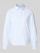 Gant Regular Fit Bluse mit Streifenmuster und Label-Stitching in Hellb...