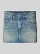 Levi's® Jeansrock im Used-Look mit Eingrifftaschen in Hellblau, Größe ...