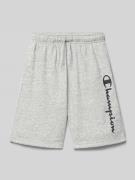 CHAMPION Shorts mit Logo und elastischem Bund in Hellgrau, Größe 128