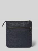 ARMANI EXCHANGE Umhängetasche mit Logo-Muster und Label-Applikation in...