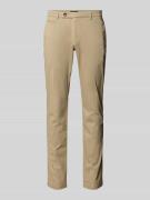 bugatti Regular Fit Chino mit Gesäßtaschen in Beige, Größe 32/30