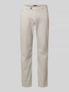 bugatti Regular Fit Chino mit Gesäßtaschen in Beige, Größe 33/30