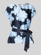 Christian Berg Cocktail Blusenshirt aus Satin mit Bindegürtel in Dunke...