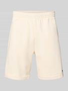 Lacoste Regular Fit Sweatshorts aus Baumwoll-Mix in Offwhite, Größe L