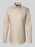 BOSS Slim Fit Businesshemd mit extra langem Arm Modell 'HANK' in Beige...