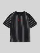 KARL KANI Regular Fit T-Shirt mit Logo-Stitching in Black, Größe 134