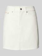 Calvin Klein Jeans Jeansrock im 5-Pocket-Design Modell '90S' in Offwhi...