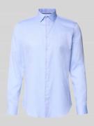 Jake*s Slim Fit Business-Hemd mit Strukturmuster und Kentkragen in Ble...