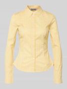 REVIEW Fitted Hemdbluse mit Hemdblusenkragen in Pastellgelb, Größe L
