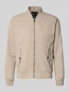 s.Oliver RED LABEL Regular Fit Bomberjacke mit Stehkragen in Offwhite ...
