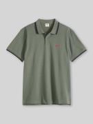 Levi's® Regular Fit Poloshirt mit Logo-Stitching in Oliv, Größe L