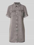 Vero Moda Tailliertes Jeanskleid aus Baumwoll-Mix in Mittelgrau, Größe...