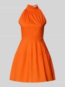 Little Mistress Cocktailkleid mit Stehkragen und rückseitigem Knopfver...